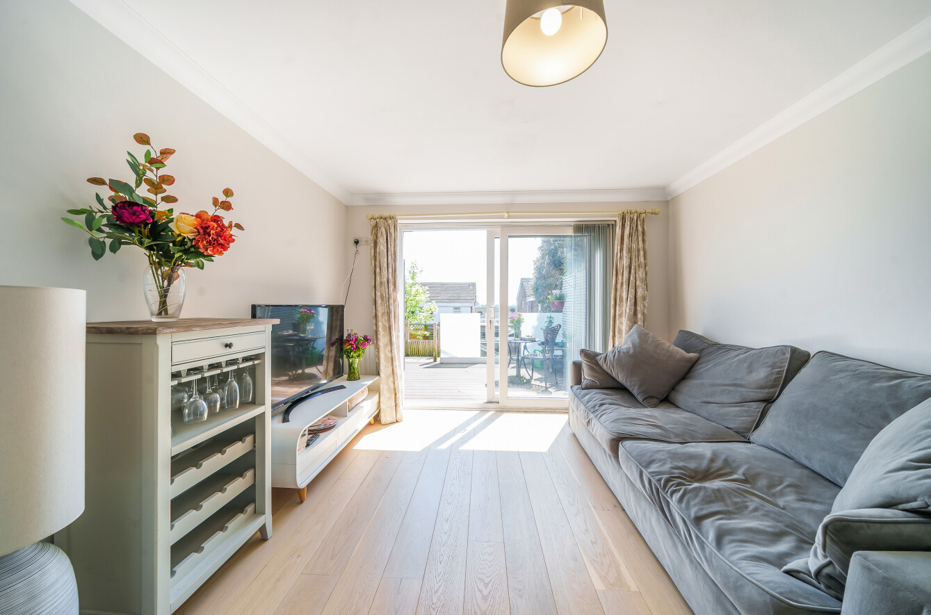 Lime Grove, Alton, Hampshire, GU34 - Charters