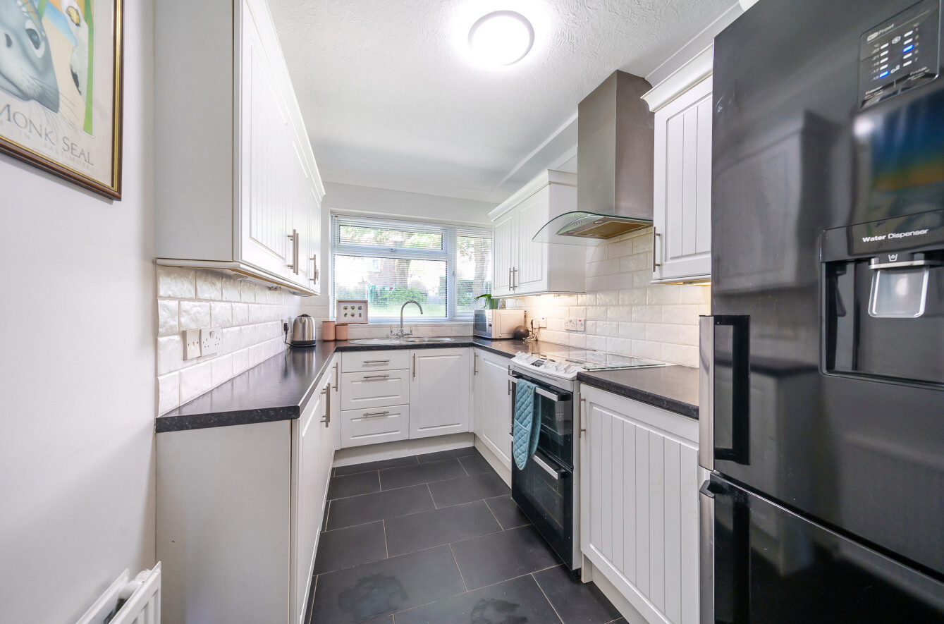 Lime Grove, Alton, Hampshire, GU34 - Charters