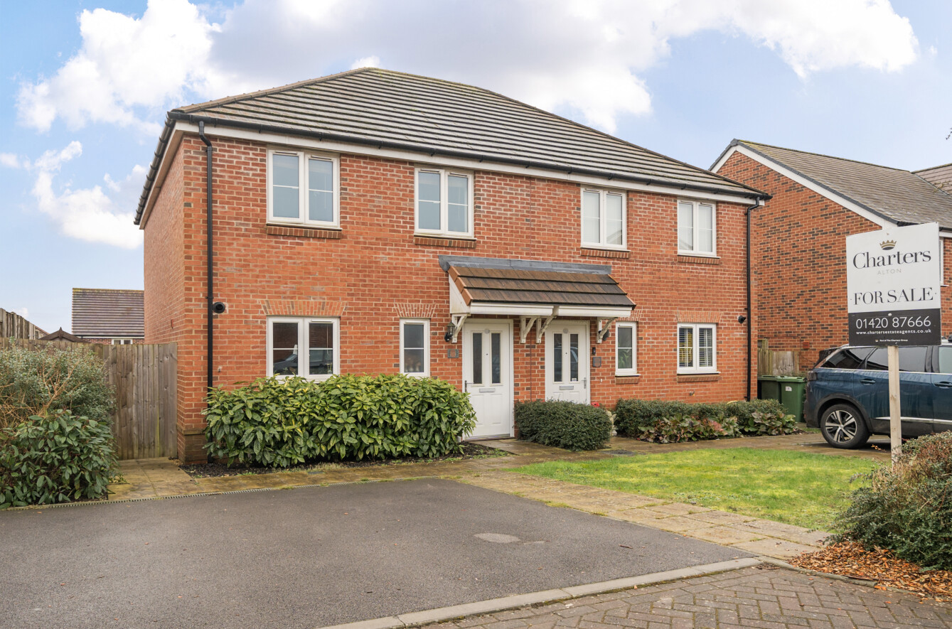 Moray Place, Alton, Hampshire, GU34