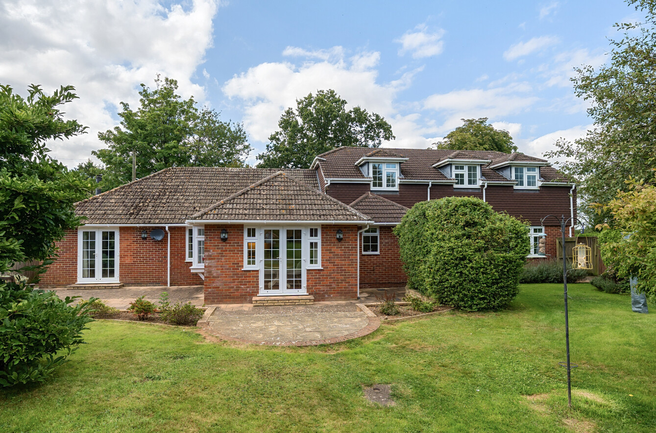 Hattingley Road, Medstead, Alton, Hampshire, GU34
