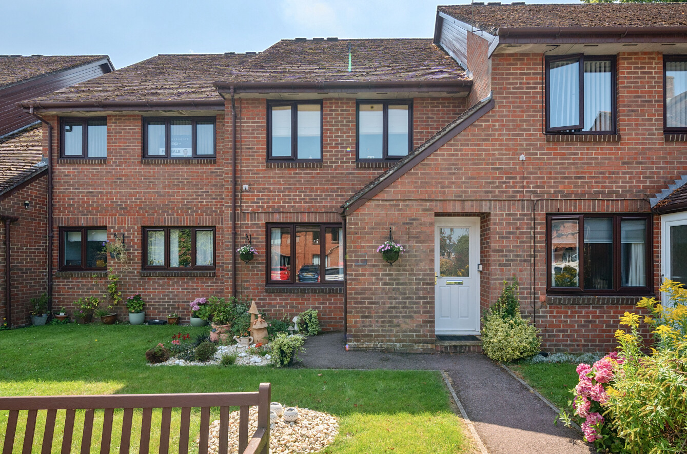 Adams Way, Alton, Hampshire, GU34 - Charters