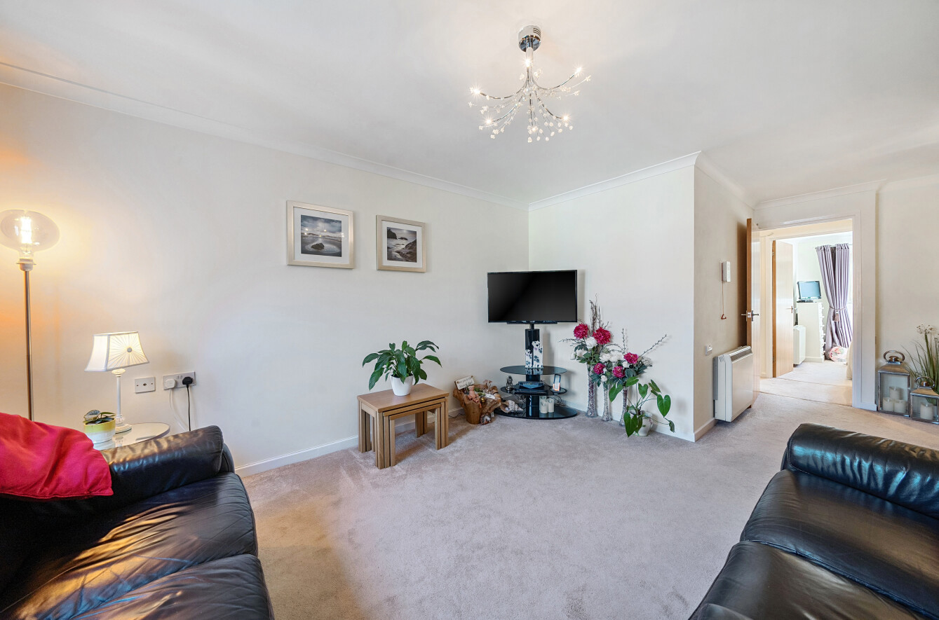 Adams Way, Alton, Hampshire, GU34 - Charters