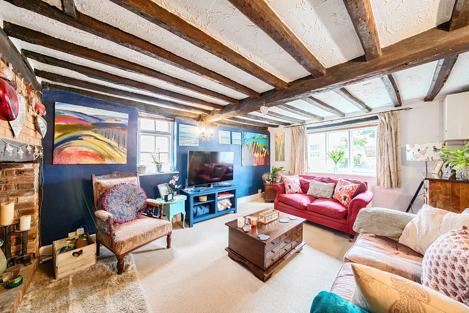 London Road, Holybourne, Alton, Hampshire, GU34 - Charters