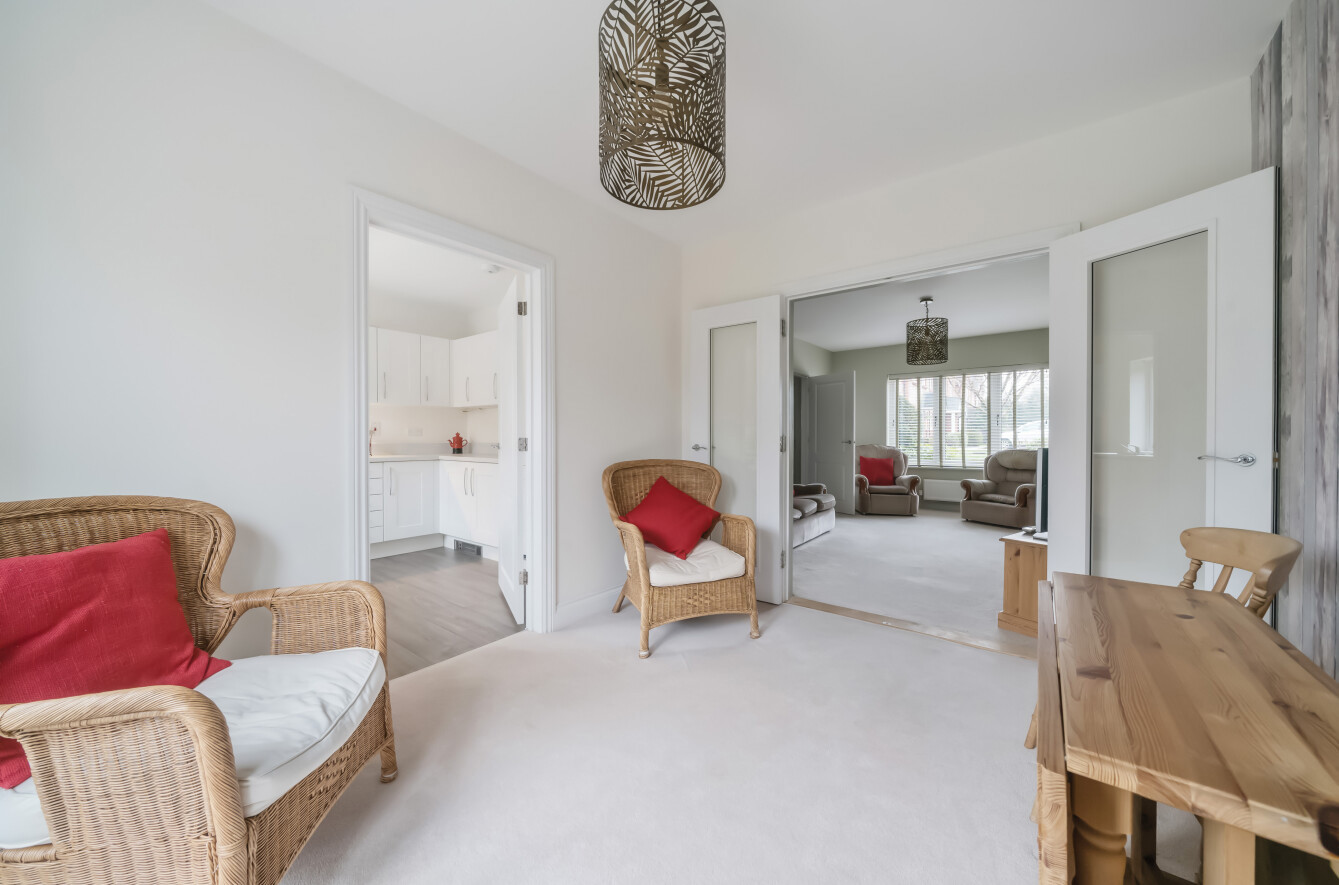 Longbourn Way, Medstead, Alton, Hampshire, GU34