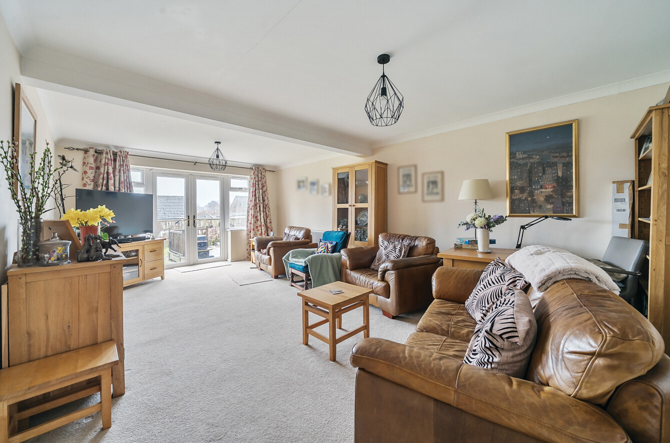 Spencer Close, Four Marks, Alton, Hampshire, GU34 - Charters