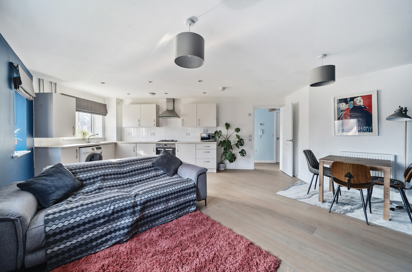 Holland Drive, Medstead, Alton, Hampshire, GU34 - Charters