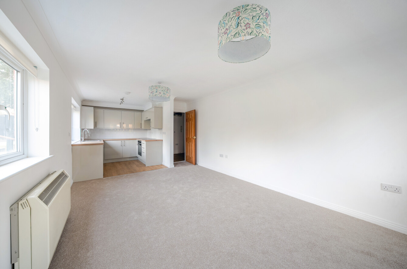 Greenfields Avenue, Alton, Hampshire, GU34 - Charters