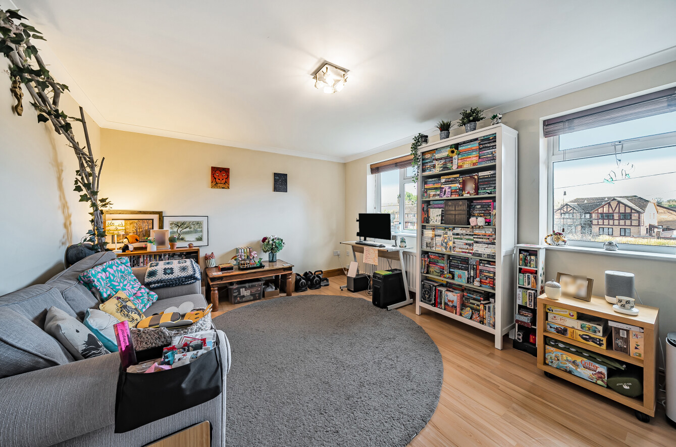 London Road, Holybourne, Alton, Hampshire, GU34 - Charters
