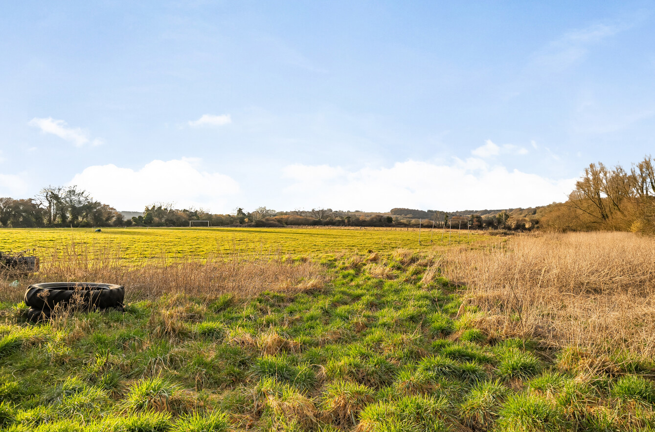 London Road, Holybourne, Alton, Hampshire, GU34 - Charters