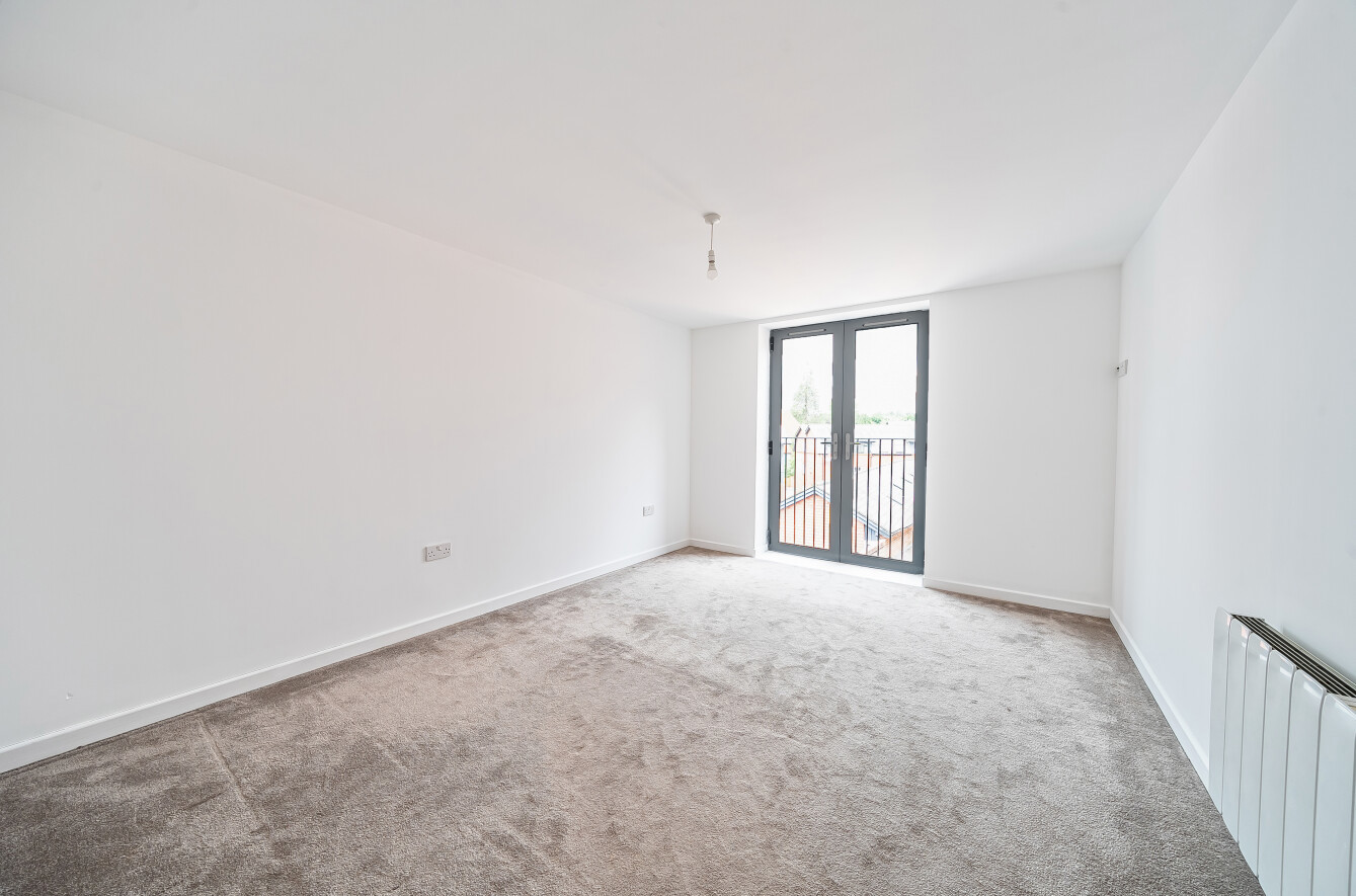 High Street, Alton, Hampshire, GU34 - Charters