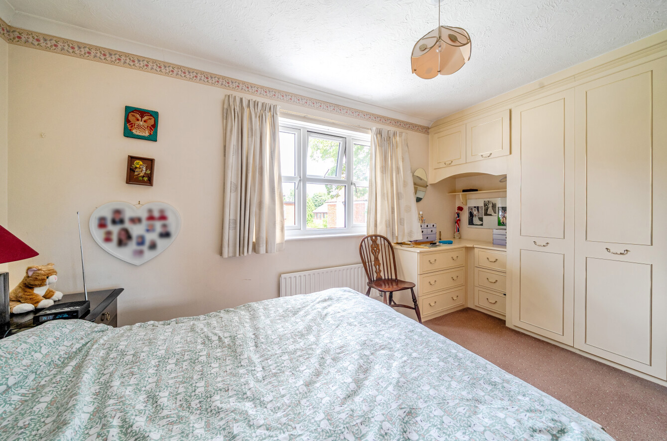 Lenten Street, Alton, Hampshire, GU34 - Charters