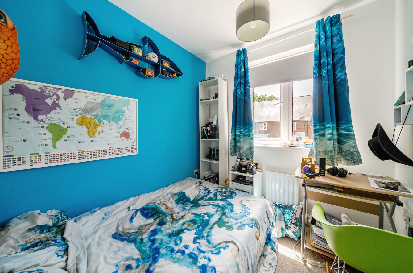 Goswell Square, Alton, Hampshire, GU34