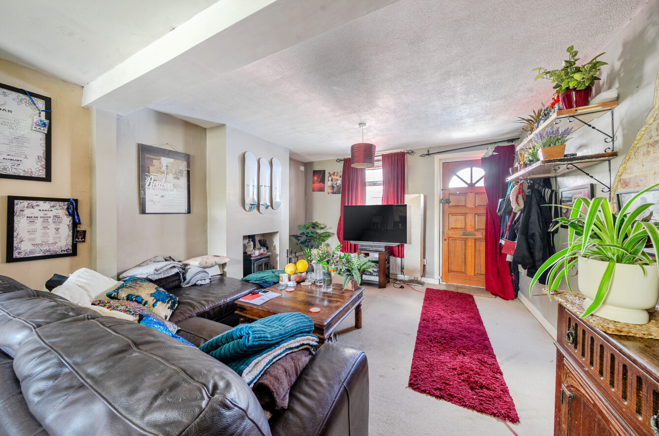 Littlefield Road, Alton, Hampshire, GU34 - Charters