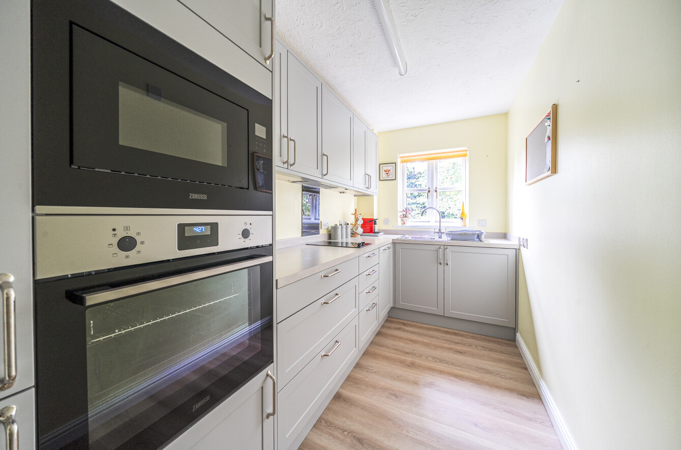 Lenten Street, Alton, Hampshire, GU34 - Charters