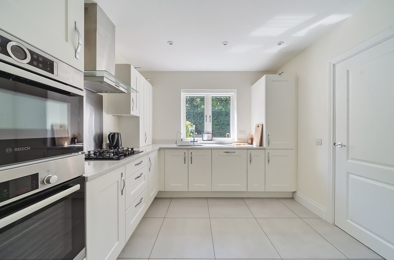 Lambton Close, Medstead, Alton, Hampshire, GU34 - Charters