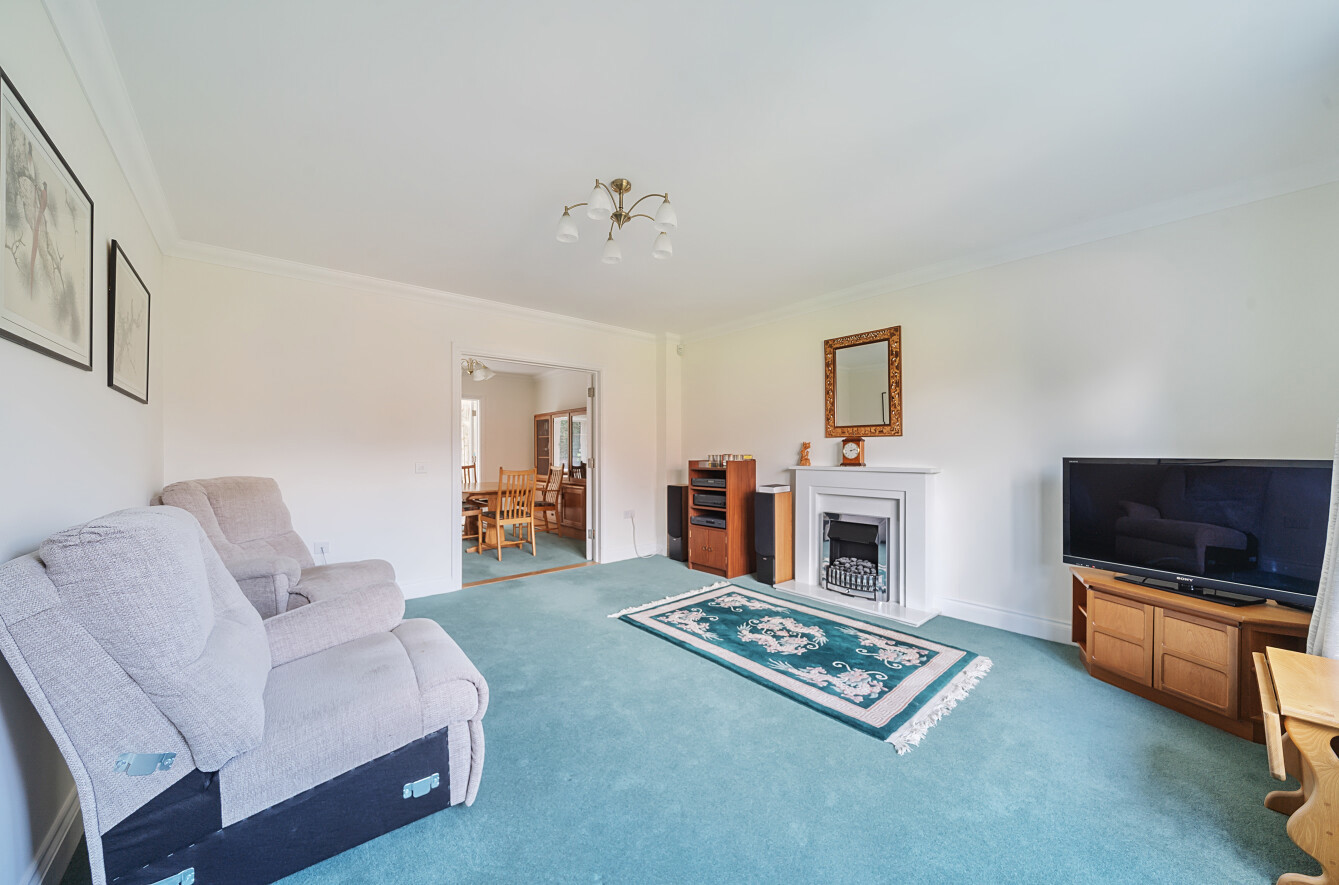 Lambton Close, Medstead, Alton, Hampshire, GU34 - Charters