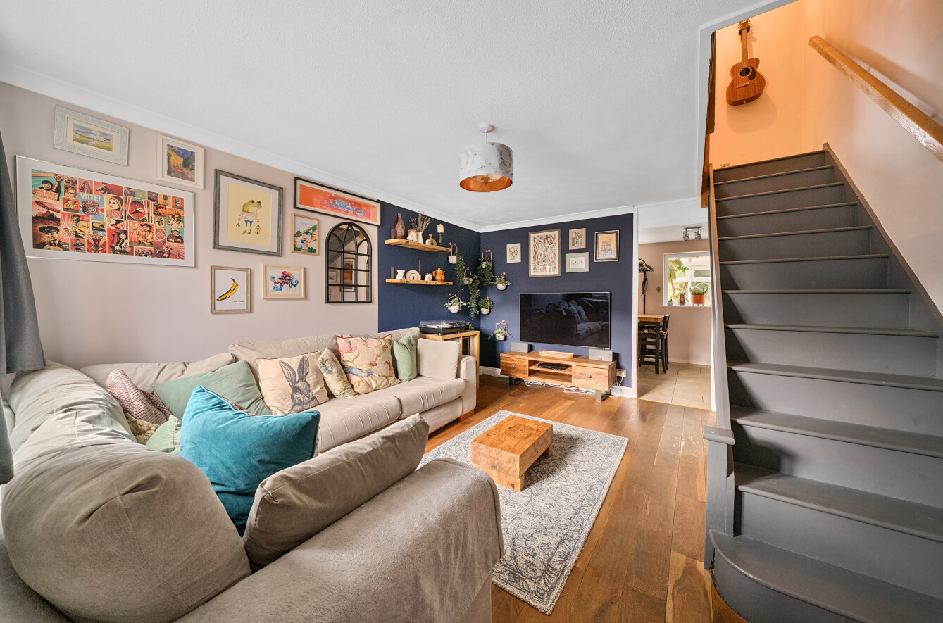 Gaskell Close, Holybourne, Alton, Hampshire, GU34 - Charters