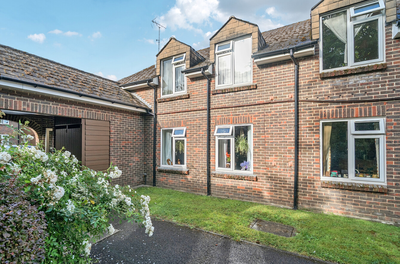 Thornton End, Holybourne, Alton, Hampshire, GU34