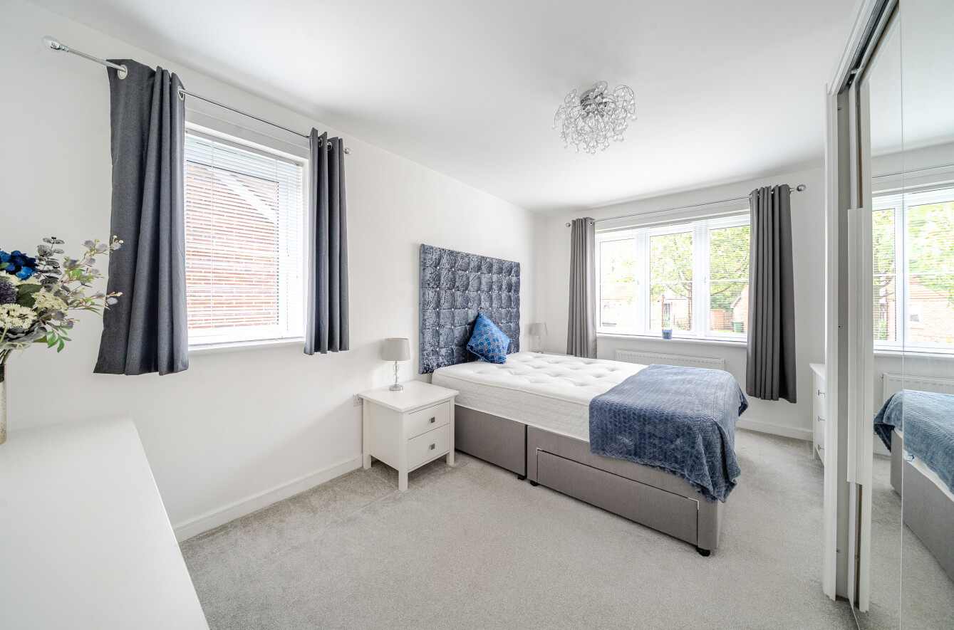 Holland Drive, Medstead, Alton, Hampshire, GU34