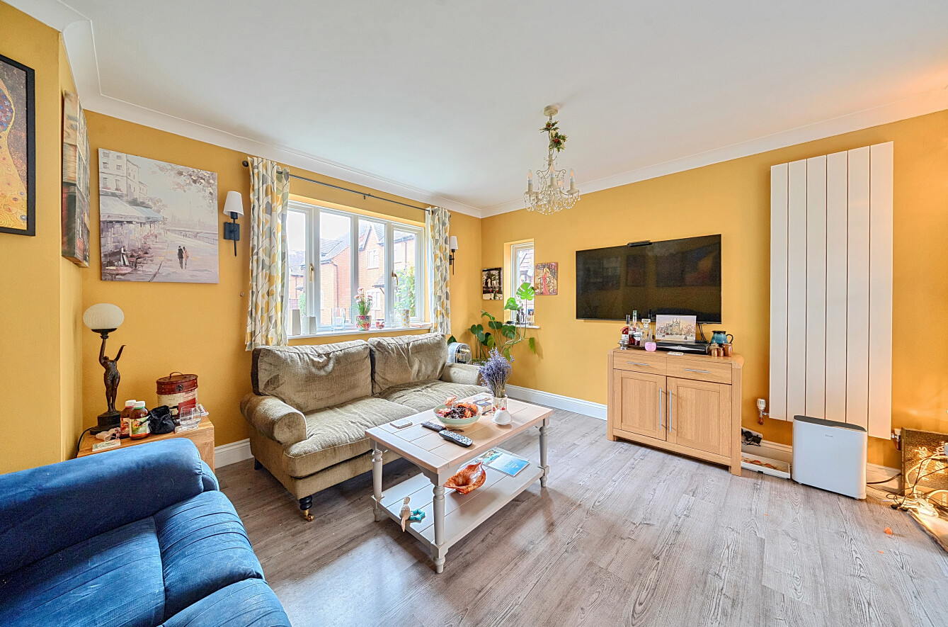 Carpenters Close, Holybourne, Alton, GU34 - Charters