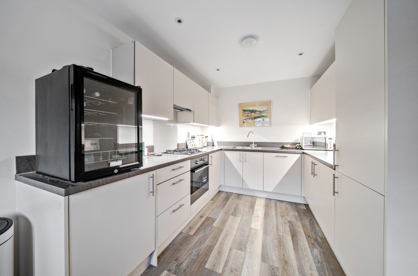 Heighes Drive, Alton, Hampshire, GU34 - Charters