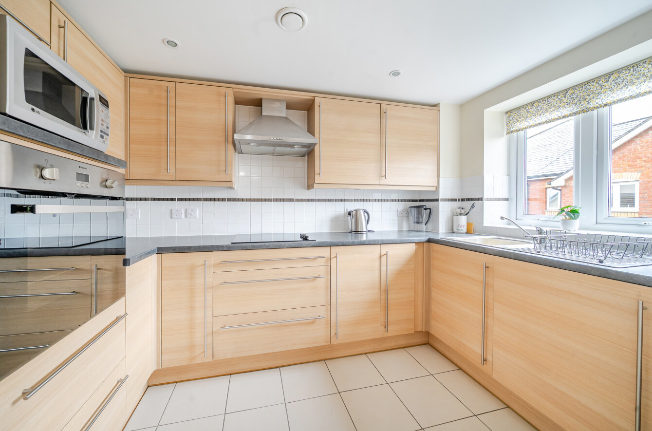 Ackender Road, Alton, Hampshire, GU34 - Charters