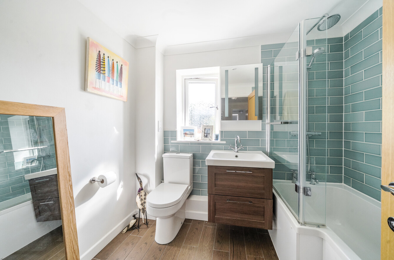 Upper Grove Road, Alton, Hampshire, GU34