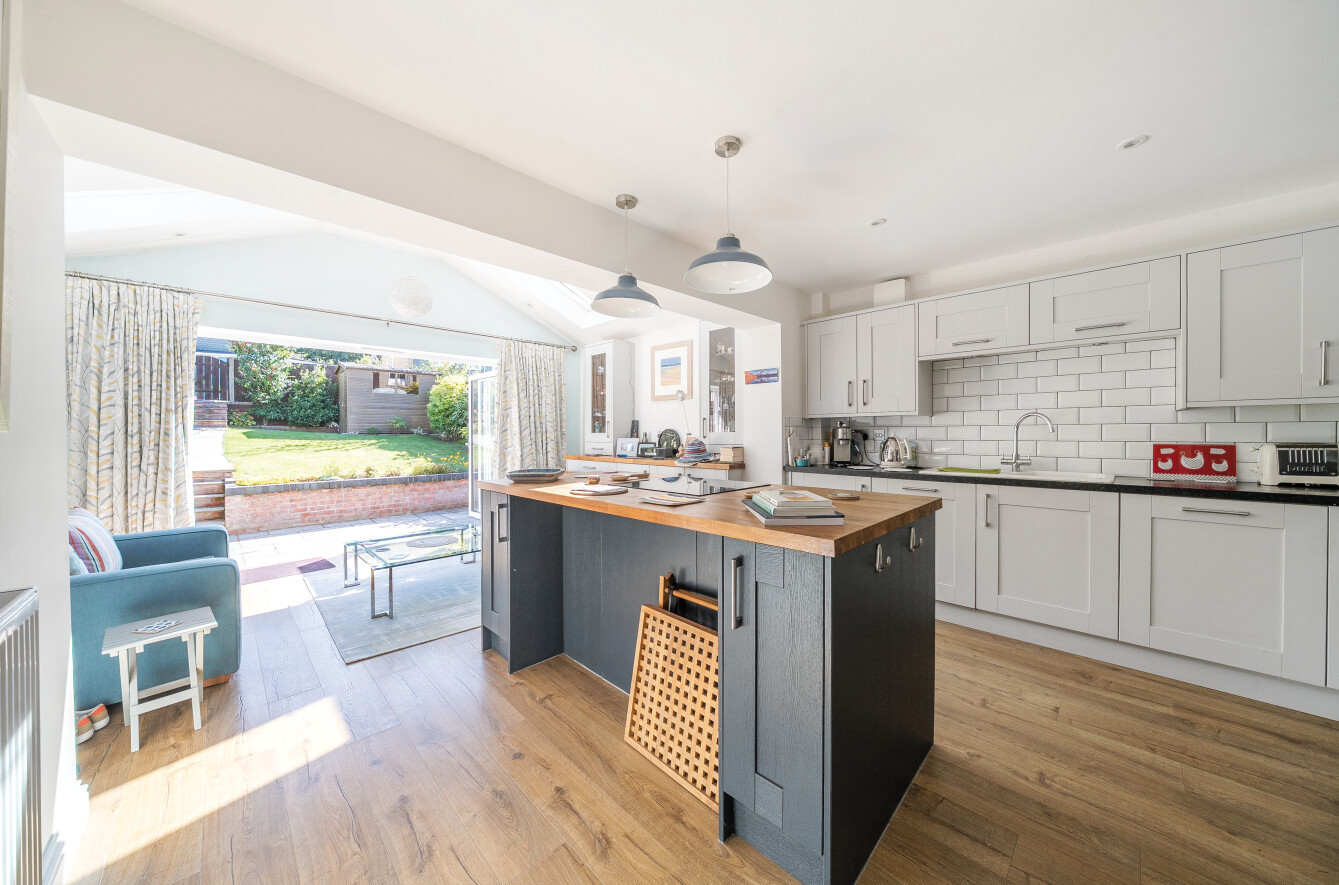 Upper Grove Road, Alton, Hampshire, GU34 - Charters