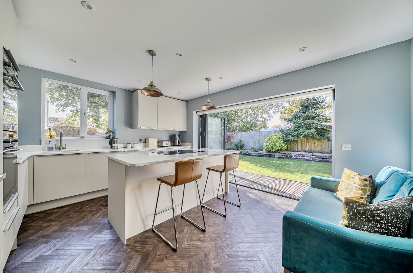 Complins, Holybourne, Alton, Hampshire, GU34 - Charters