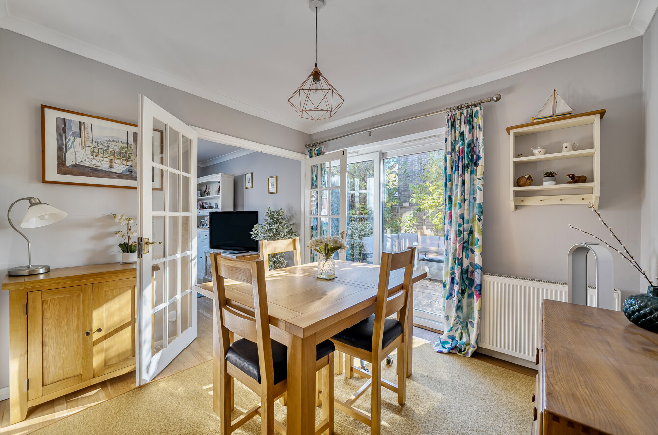 Complins, Holybourne, Alton, Hampshire, GU34 - Charters