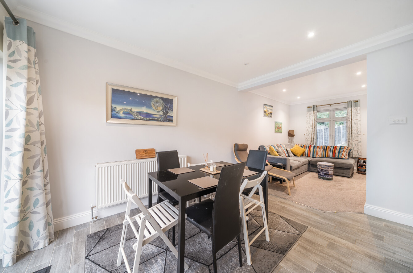 The Shrave, Four Marks, Alton, Hampshire, GU34 The Shrave, Four Marks, Alton, Hampshire, GU34 - Charters