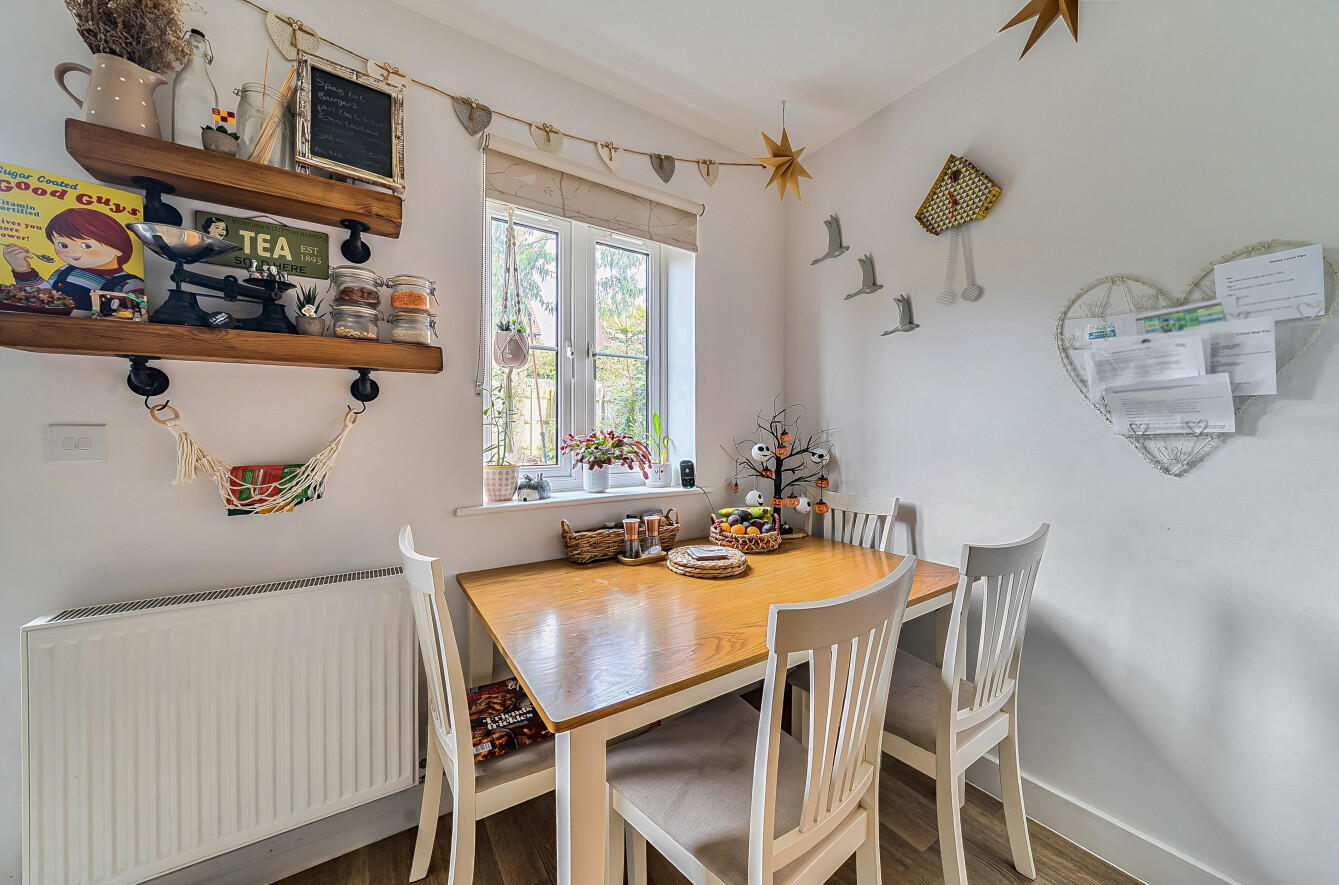 Mulberry Gardens, Medstead, Alton, Hampshire, GU34 Mulberry Gardens, Medstead, Alton, Hampshire, GU34 - Charters