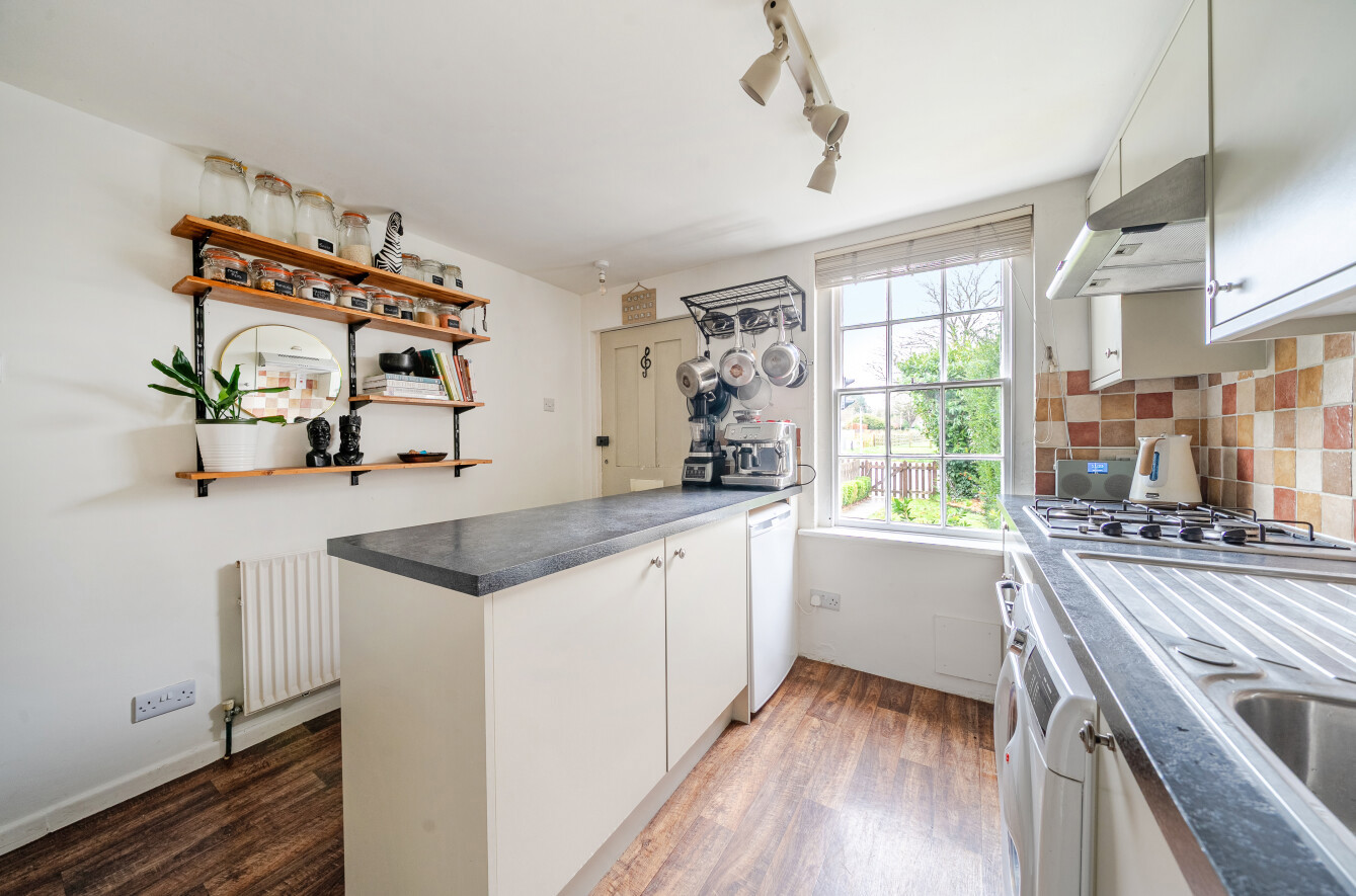 Anstey Road, Alton, Hampshire, GU34 - Charters