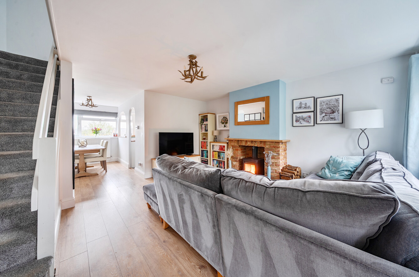 Kellynch Close, Alton, Hampshire, GU34 Kellynch Close, Alton, Hampshire, GU34 - Charters