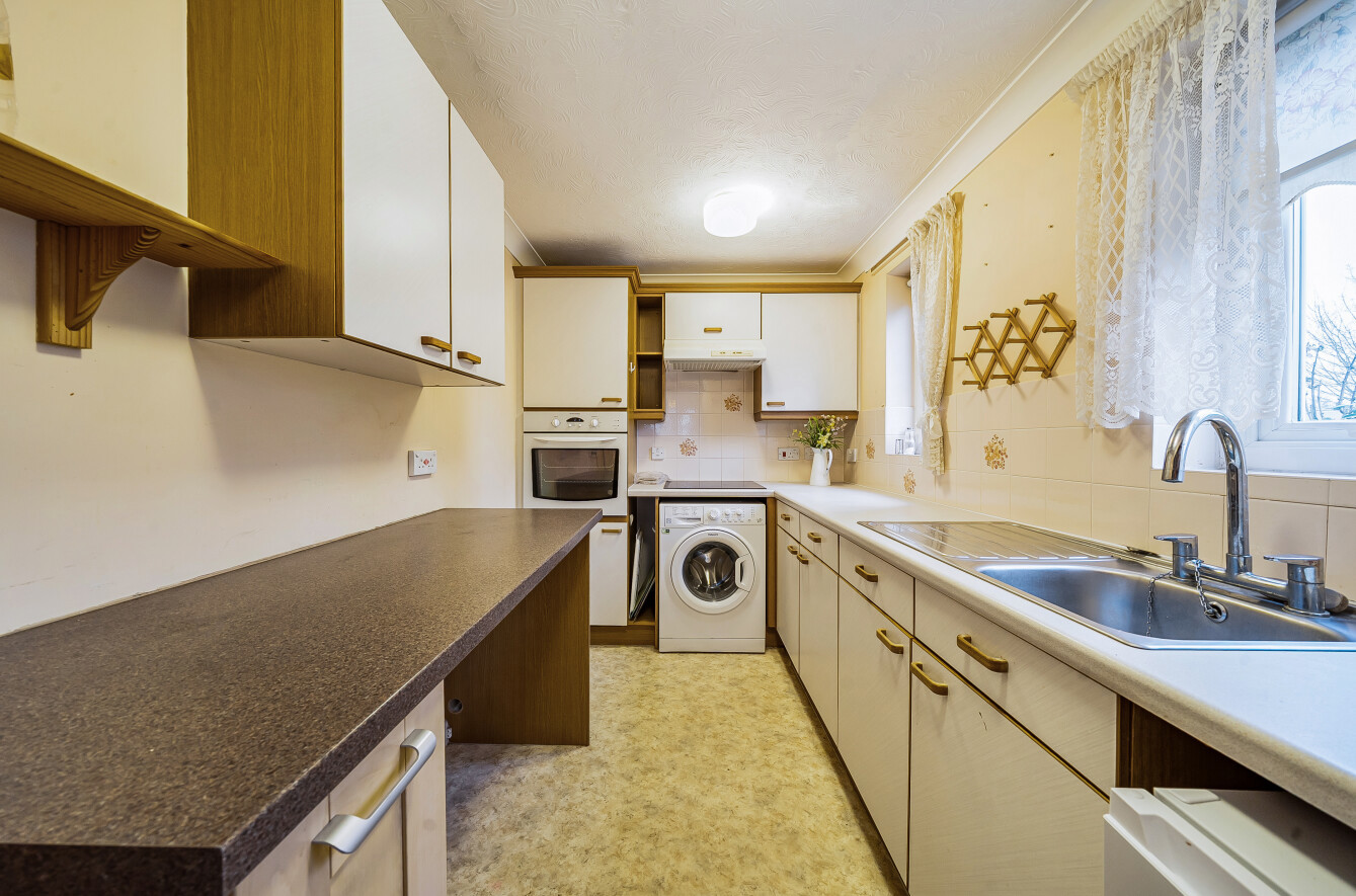 Willow Court, Ackender Road, Alton, Hampshire, GU34 - Charters