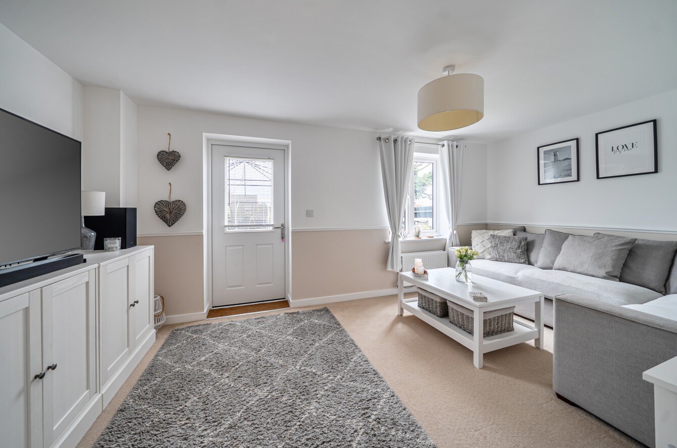 Jordan Grove, Alton, Hampshire, GU34 Jordan Grove, Alton, Hampshire, GU34 - Charters