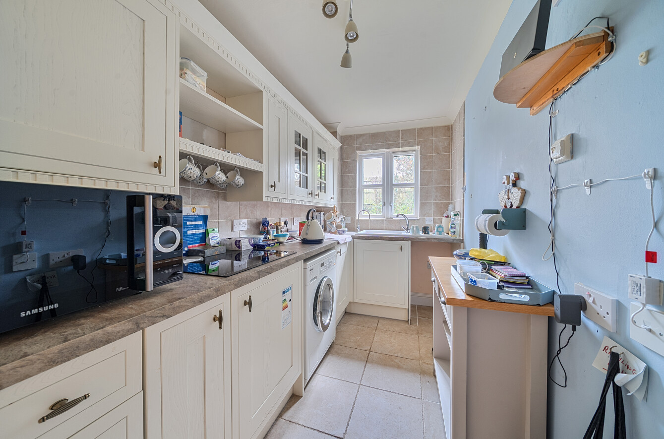 Lenten Street, Alton, Hampshire, GU34 Lenten Street, Alton, Hampshire, GU34 - Charters