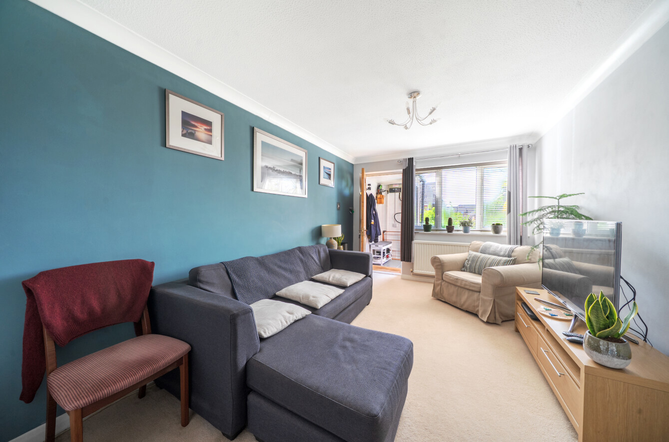 Ascot Close, Alton, Hampshire, GU34 - Charters