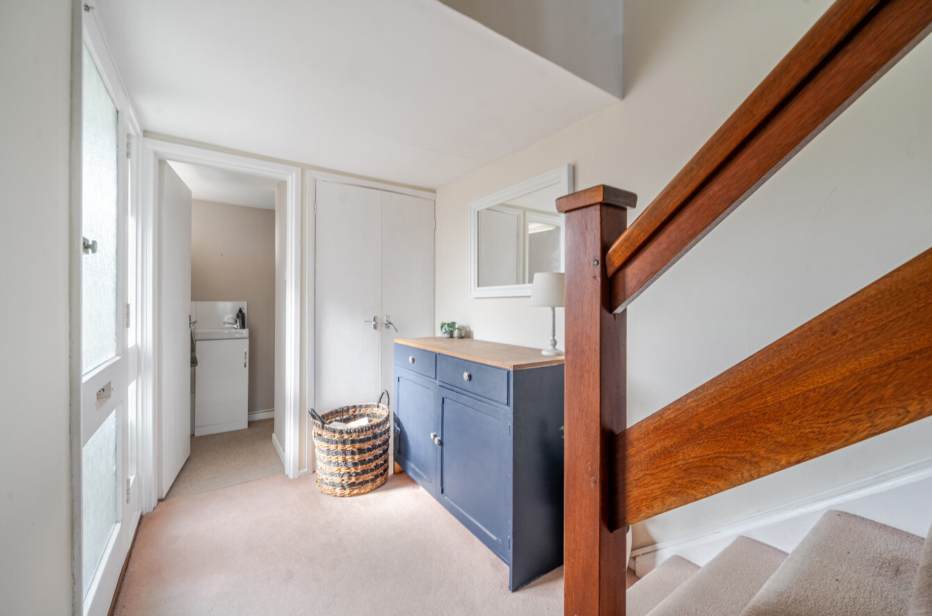 Heron Close, Alton, Hampshire, GU34 Heron Close, Alton, Hampshire, GU34 - Charters