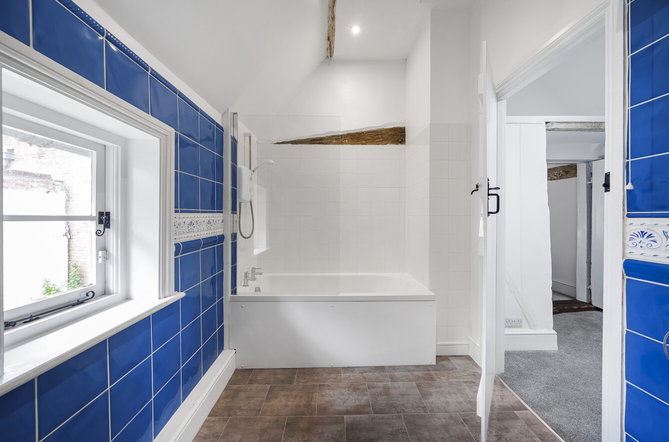 High Street, Alton, Hampshire, GU34