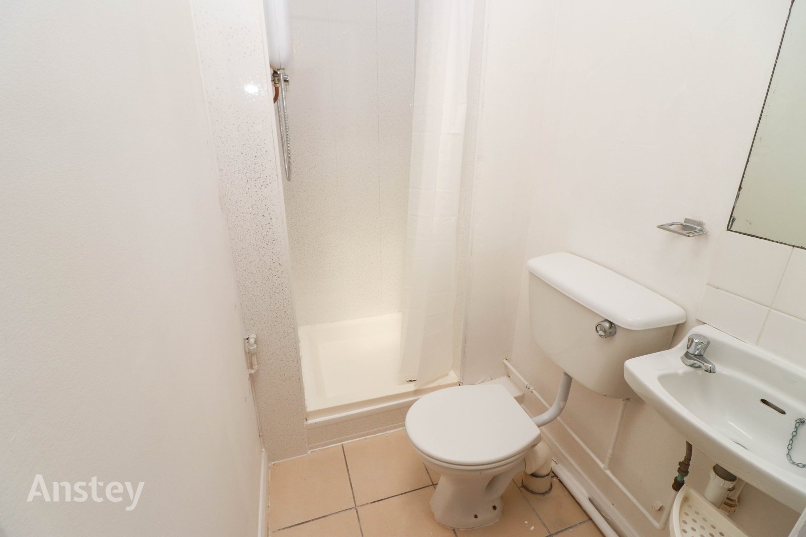 Cobden Avenue, Southampton, SO18 - Charters