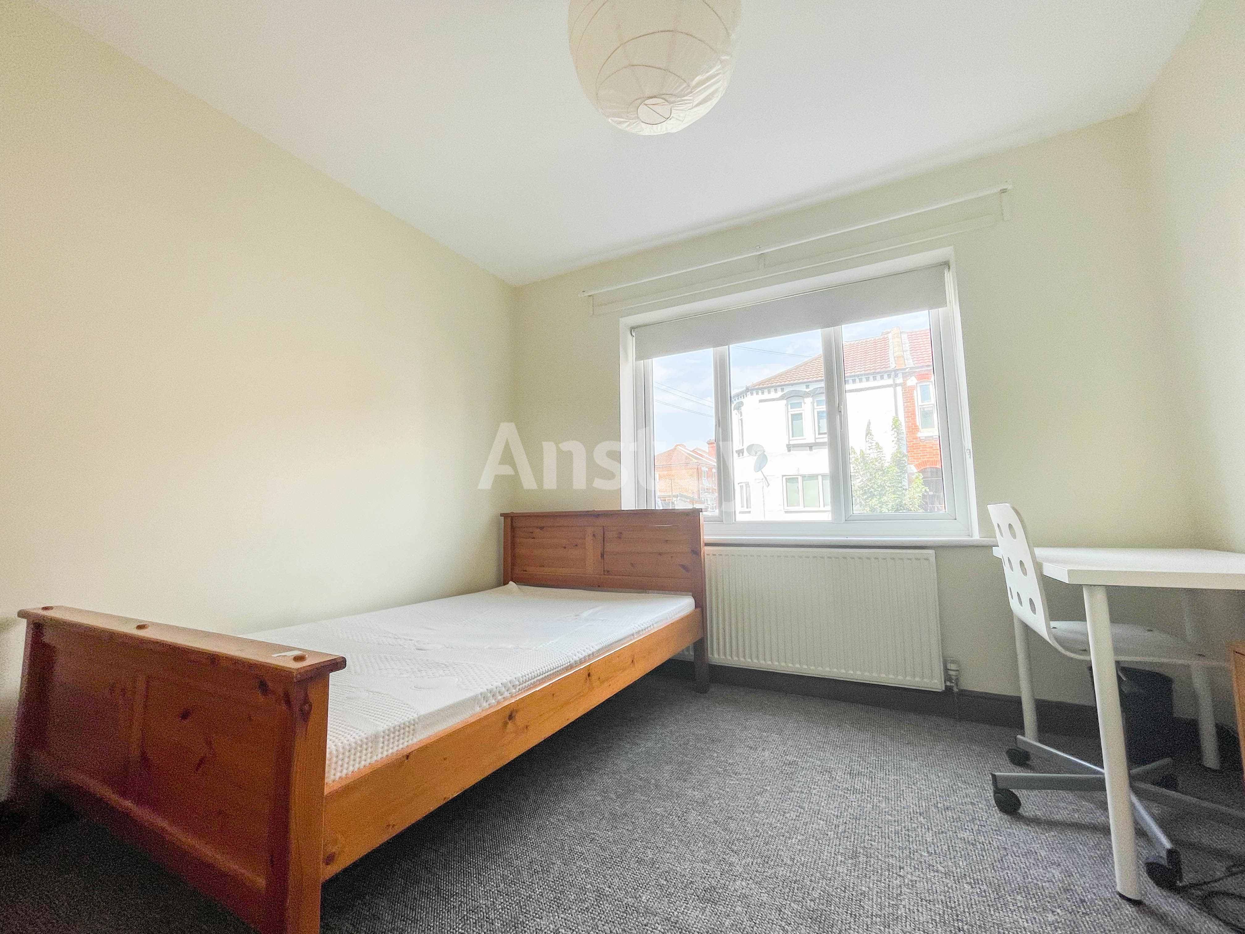 Milton Road, Southampton, SO15 - Charters