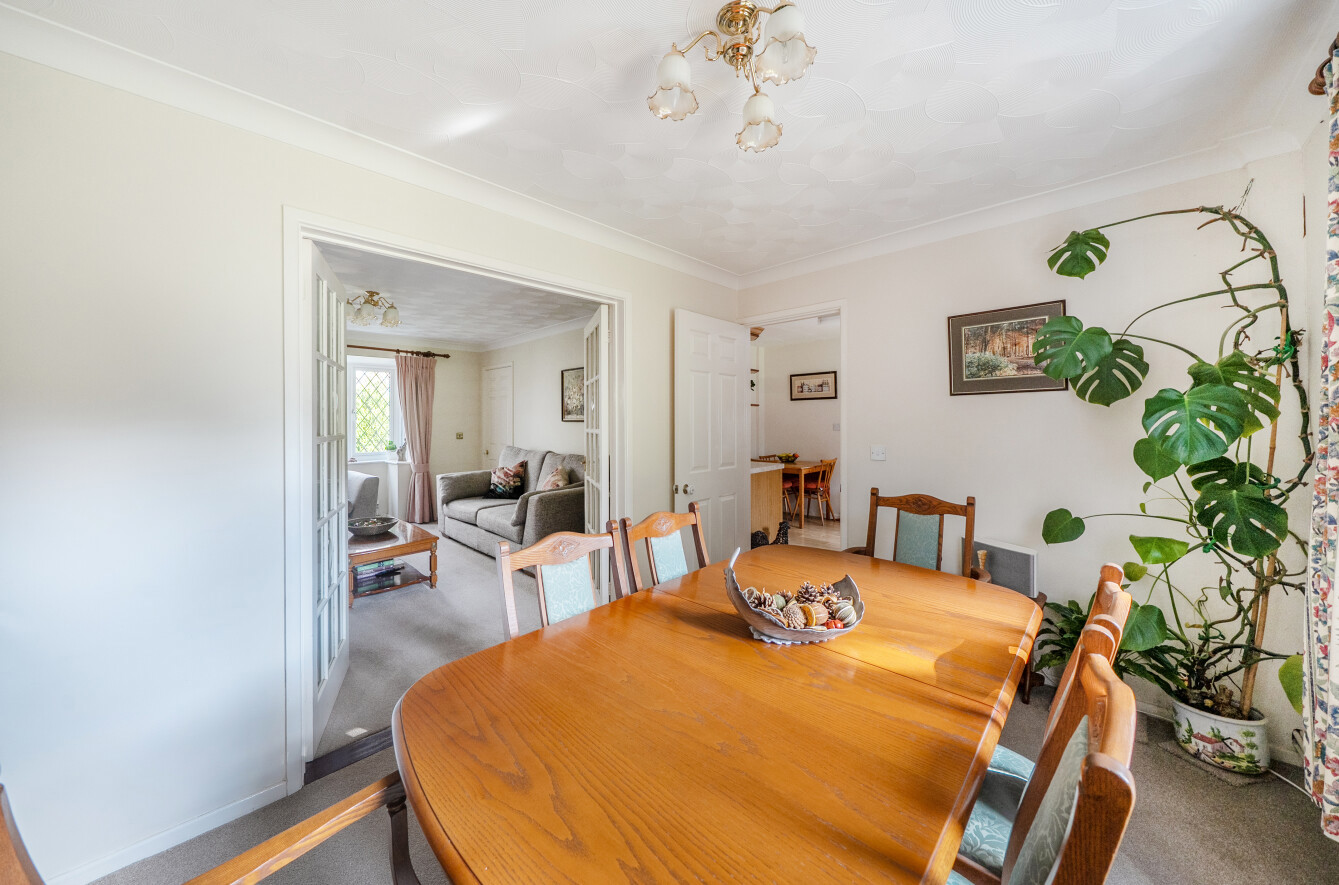 Derwent Close, West End, Southampton, Hampshire, SO18