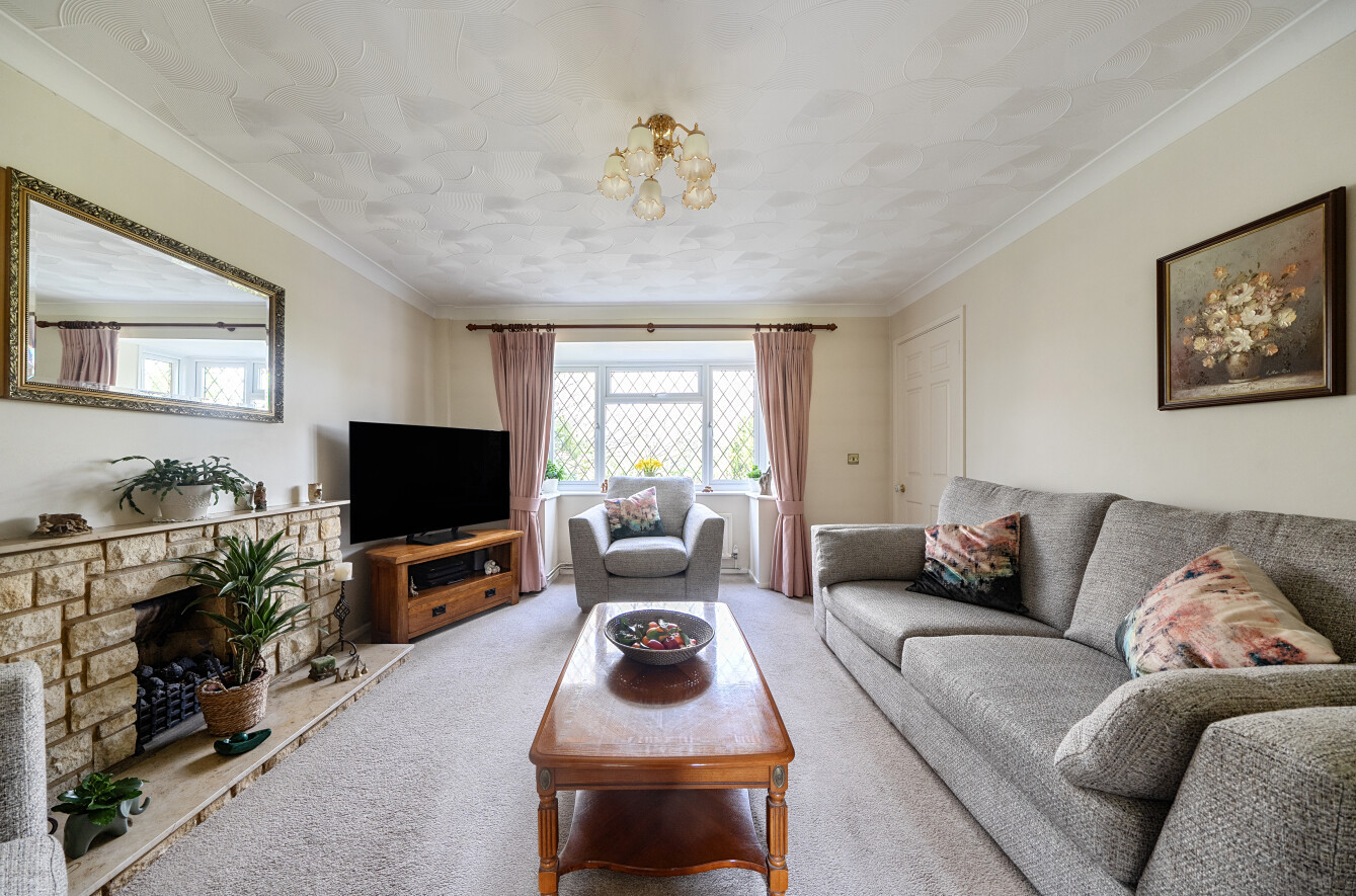 Derwent Close, West End, Southampton, Hampshire, SO18