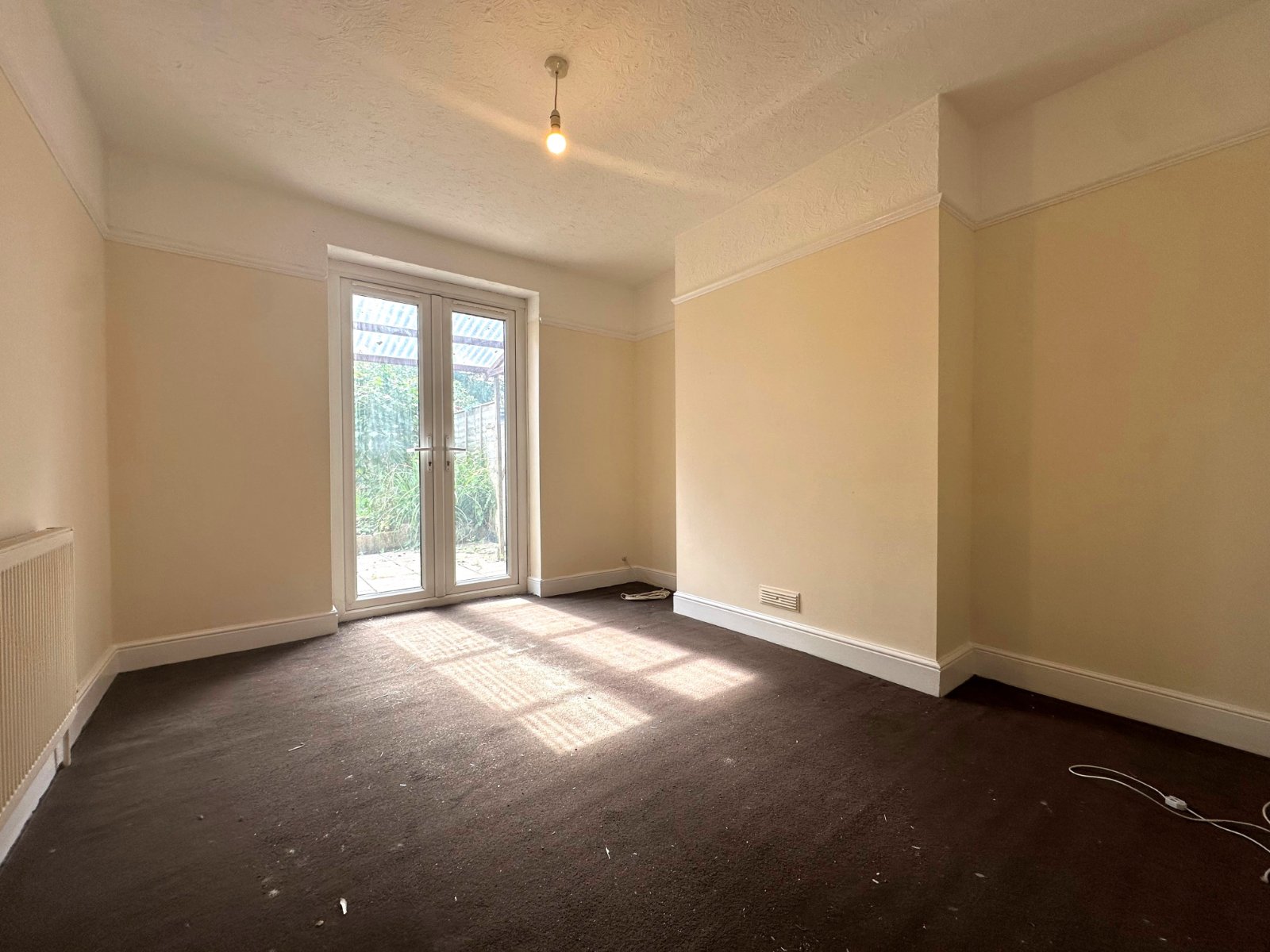 Oaktree Road, Bitterne Park, Southampton, Hampshire, SO18 - Charters