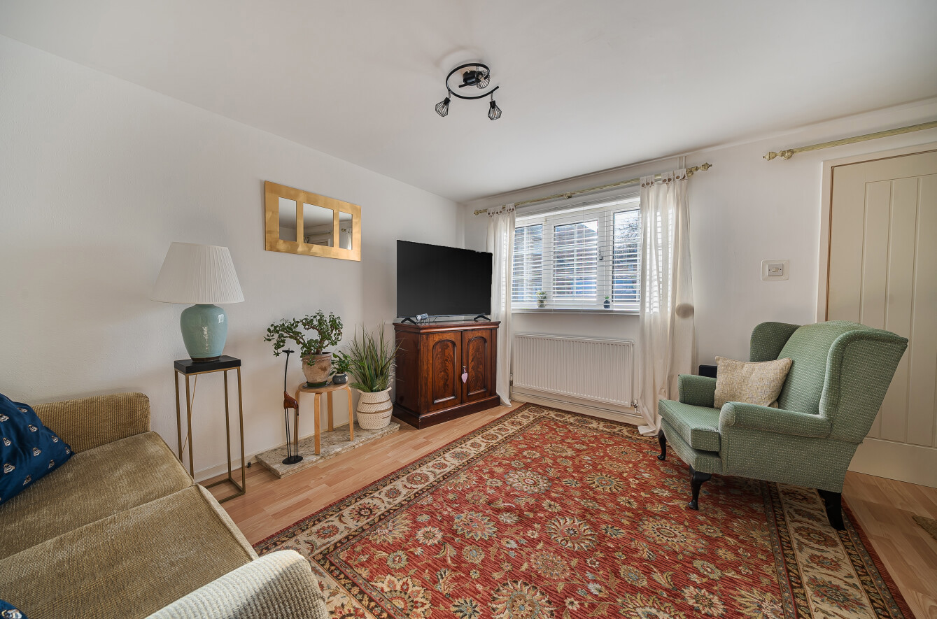 Lambourne Road, West End, Southampton, Hampshire, SO18