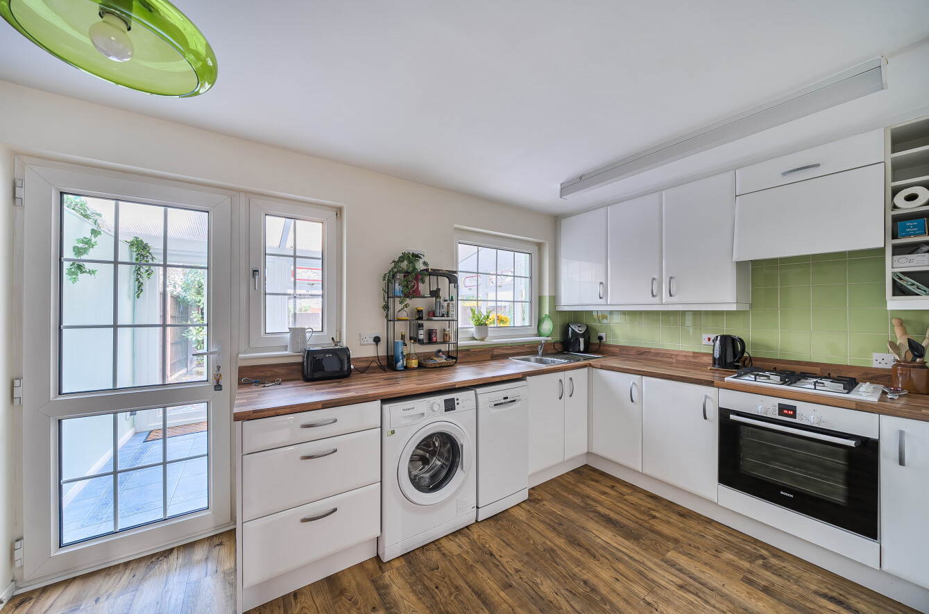 Lambourne Road, West End, Southampton, Hampshire, SO18