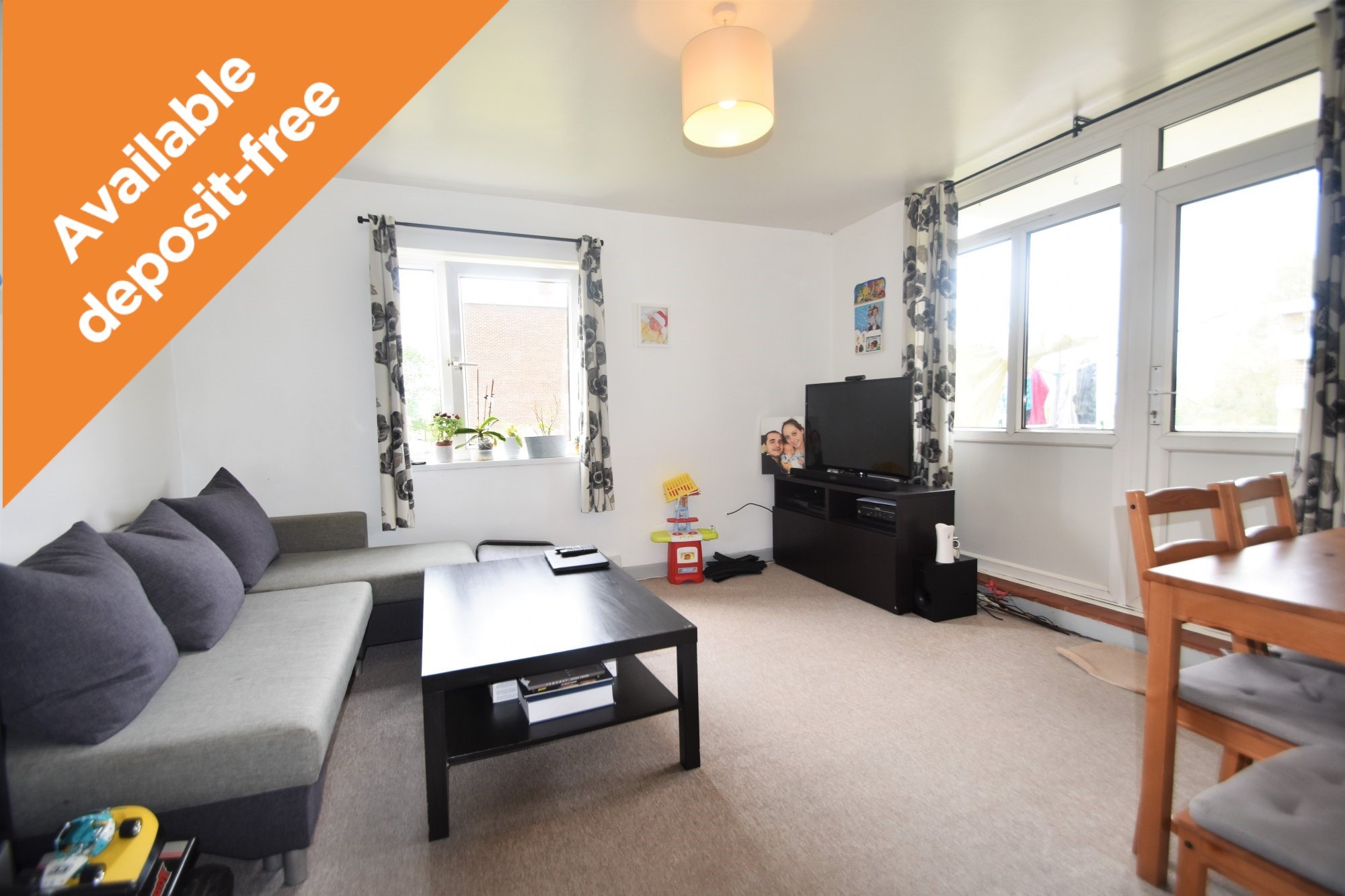 Lydgate Road, Thornhill, Southampton, Hampshire, SO19 - Charters