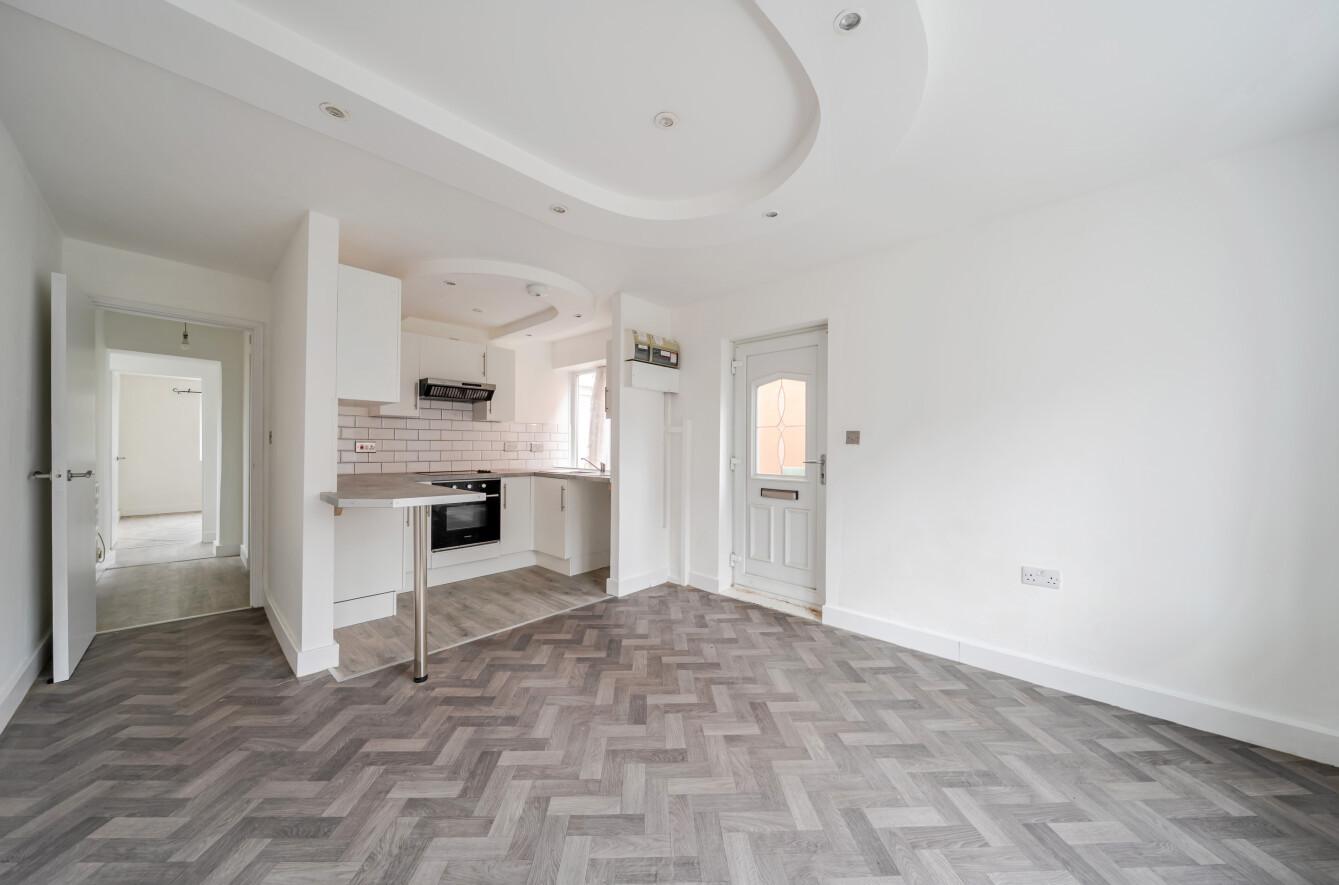 Victoria Road, Woolston, Southampton, Hampshire, SO19 - Charters