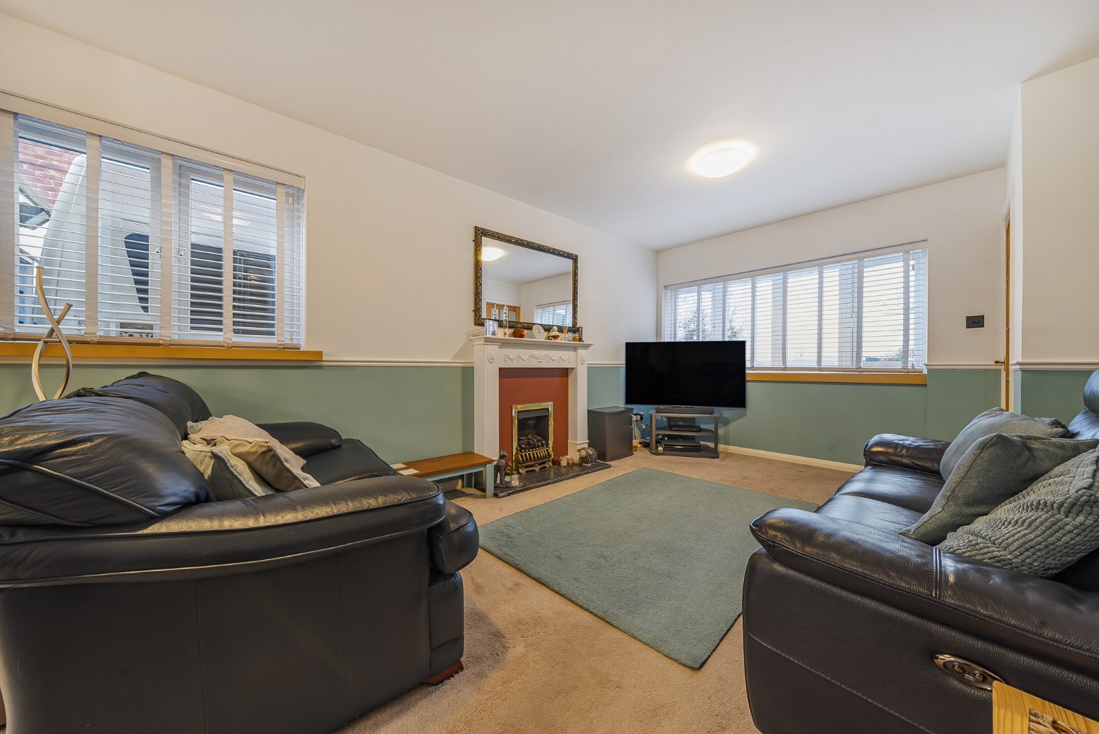 Botley Road, Sholing, Southampton, Hampshire, SO19